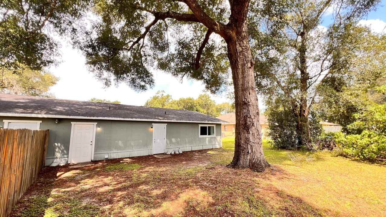 1430 Monroe Street - Photo 2 of 19