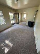 Cozy One Bedroom Cottage - Photo 1 of 1