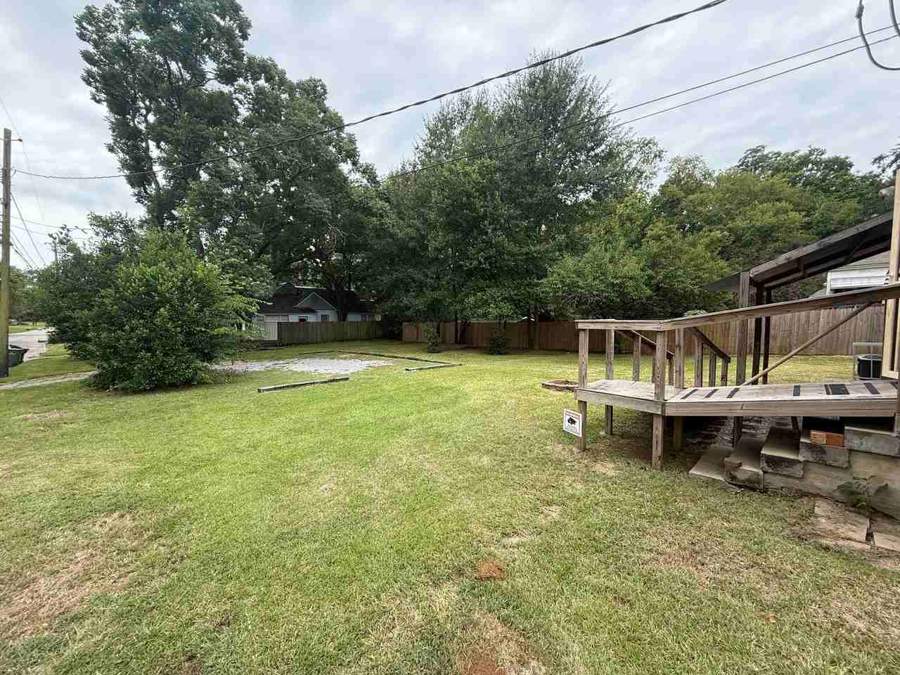 340 E Fairview Ave - Photo 3 of 14