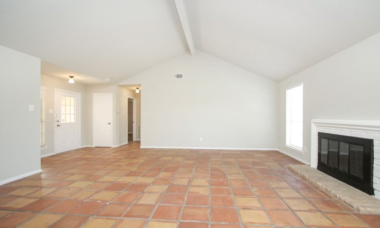 13303 Hampton Falls Dr - Photo 7 of 32