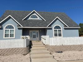 featured image of 2600 Highland Rd