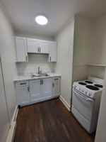 featured image of 9 S Market St