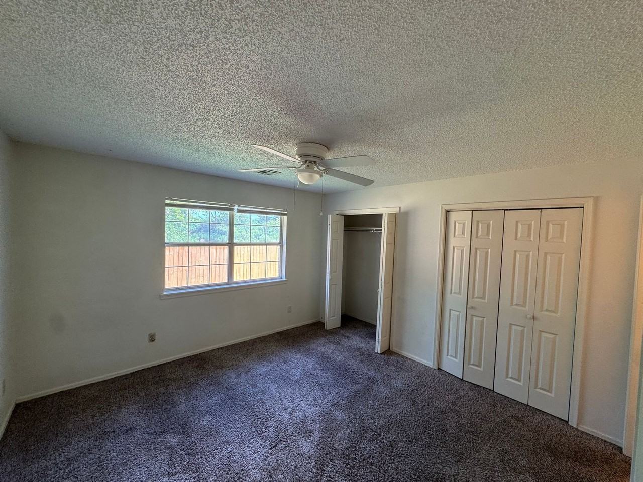 301 S 11th Pl - Photo 5 of 12