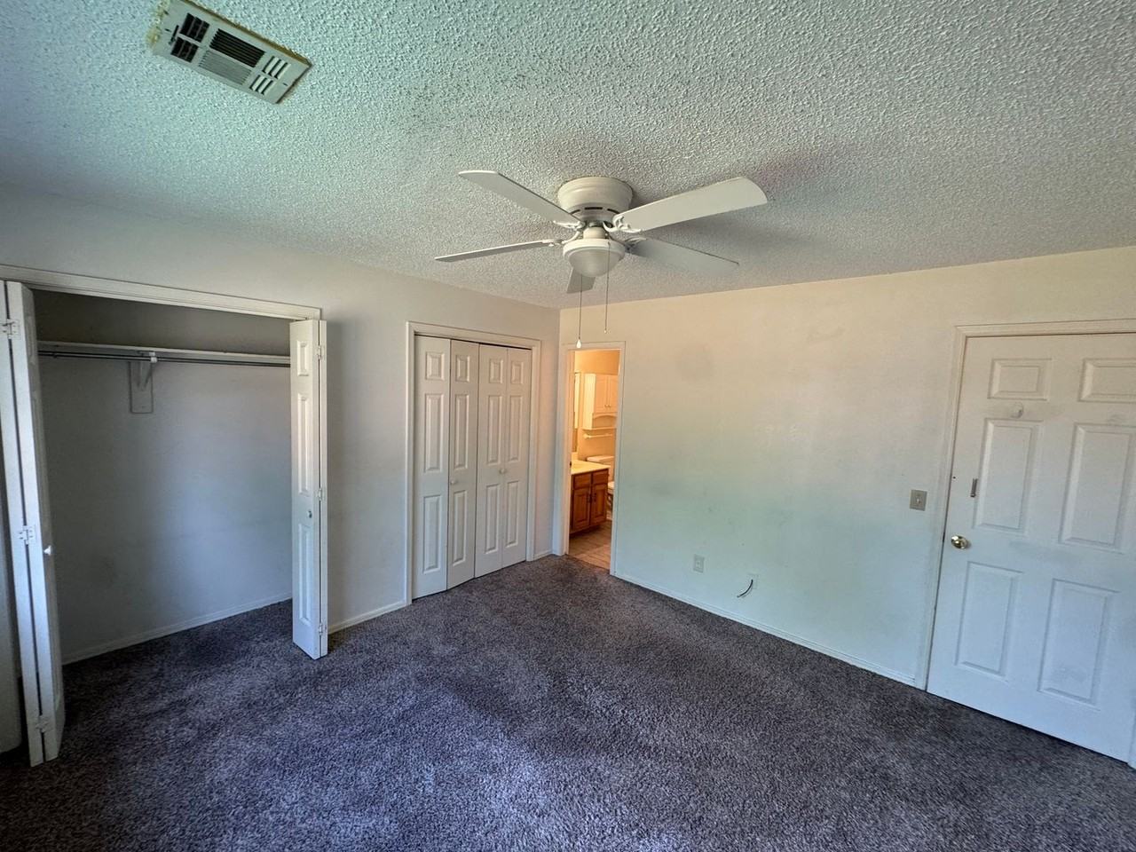 301 S 11th Pl - Photo 6 of 12