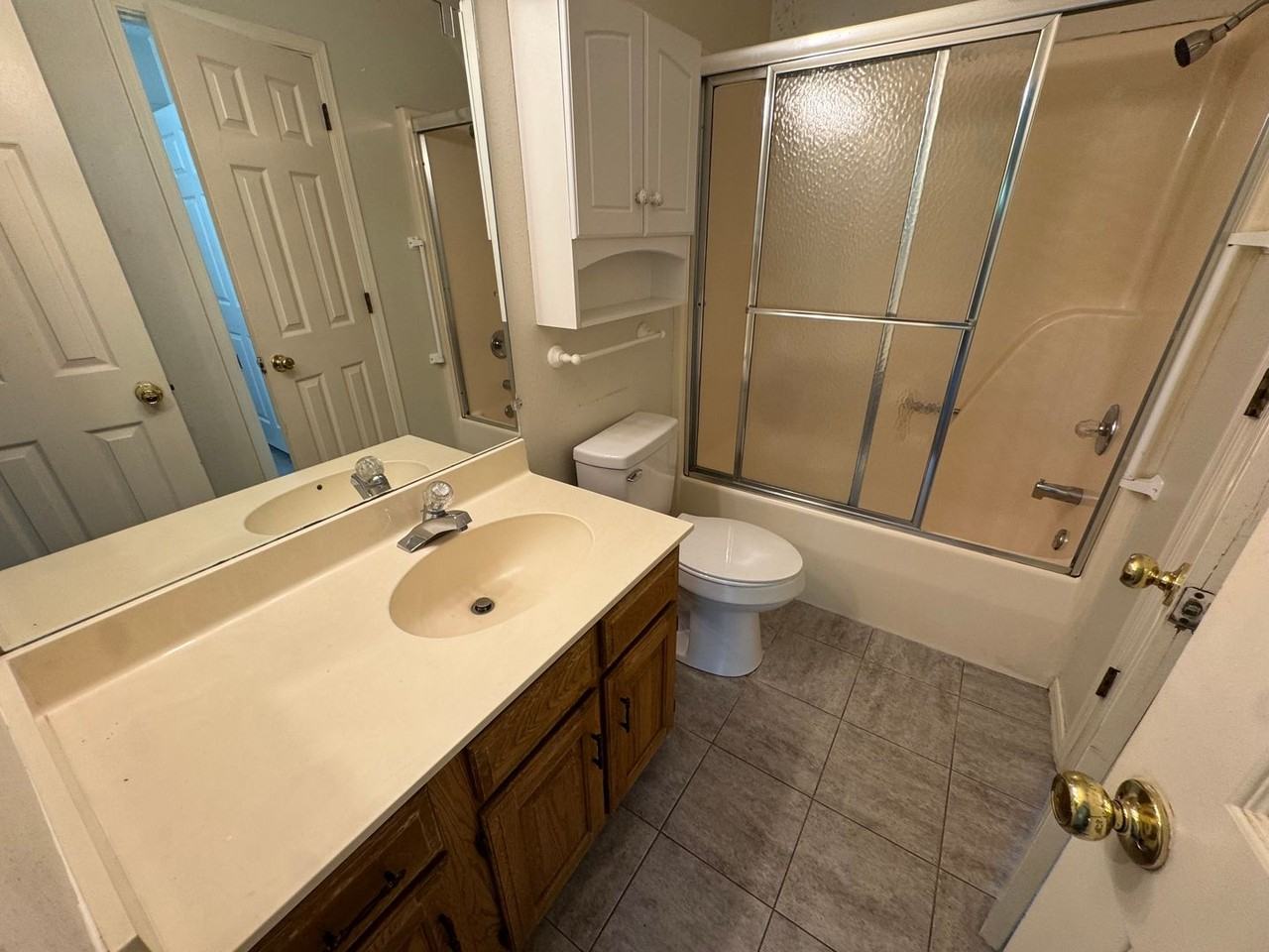 301 S 11th Pl - Photo 7 of 12