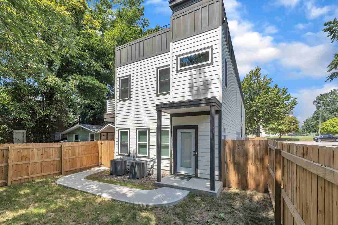 210 Martin Luther King Jr Blvd - Photo 3 of 44