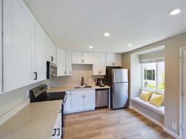 featured image of 185 Saxony Rd