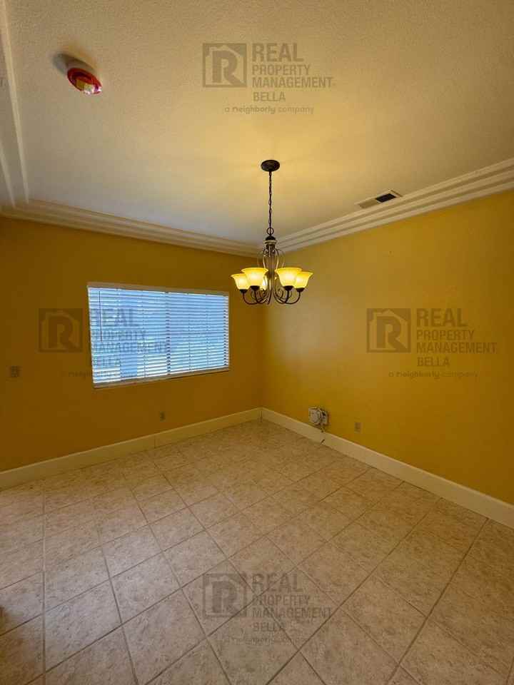 30064 Boat Haven Dr - Photo 5 of 50