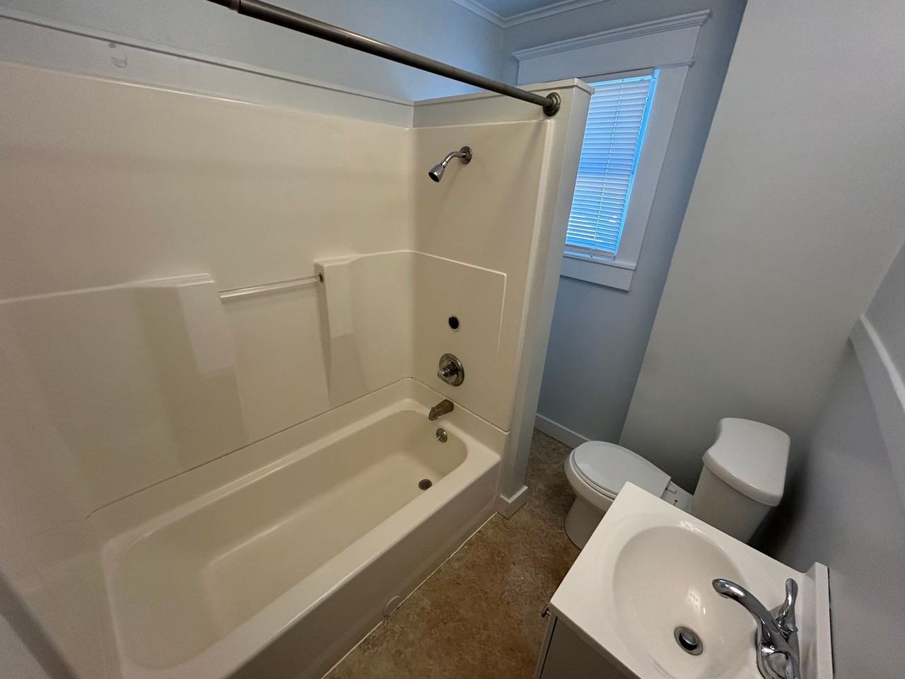 929 Kentucky St - Photo 6 of 8