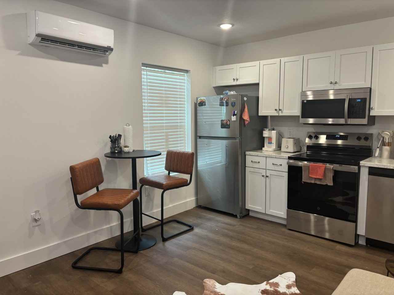 306 306 W Forest ADU - Photo 4 of 14