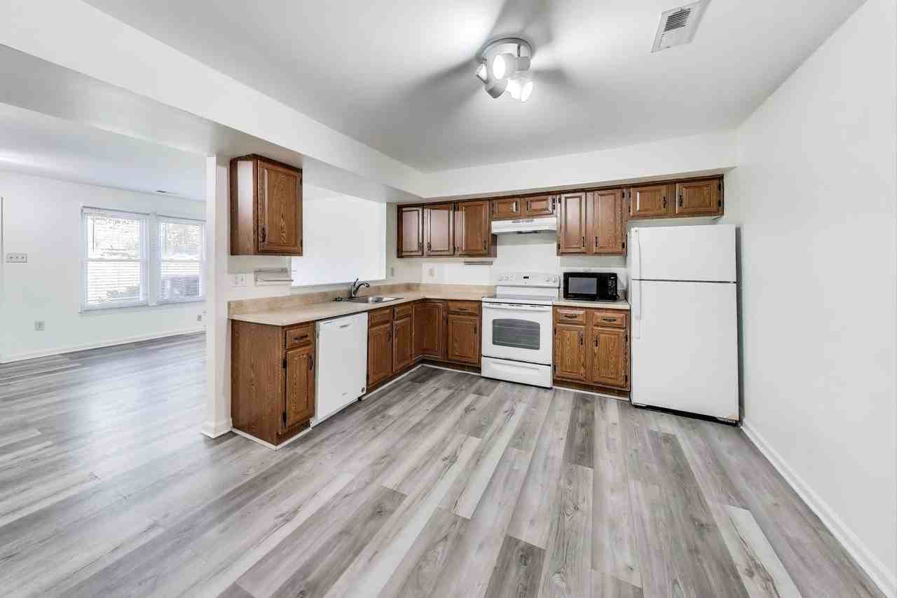 1764 Wilcox Ln - Photo 2 of 18