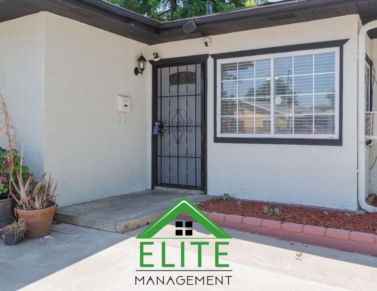 274 Redondo Ave - Photo 3 of 26