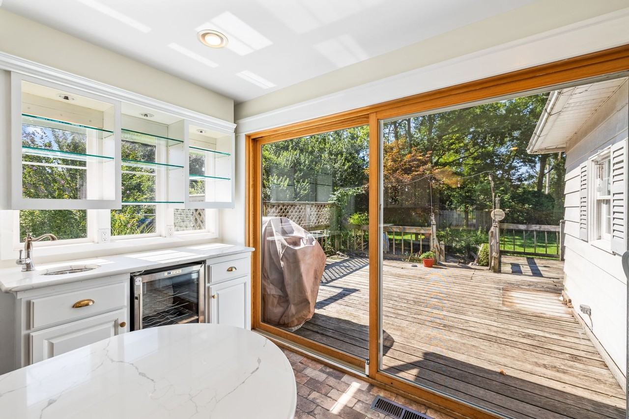 7620 Fase St Se - Photo 2 of 49