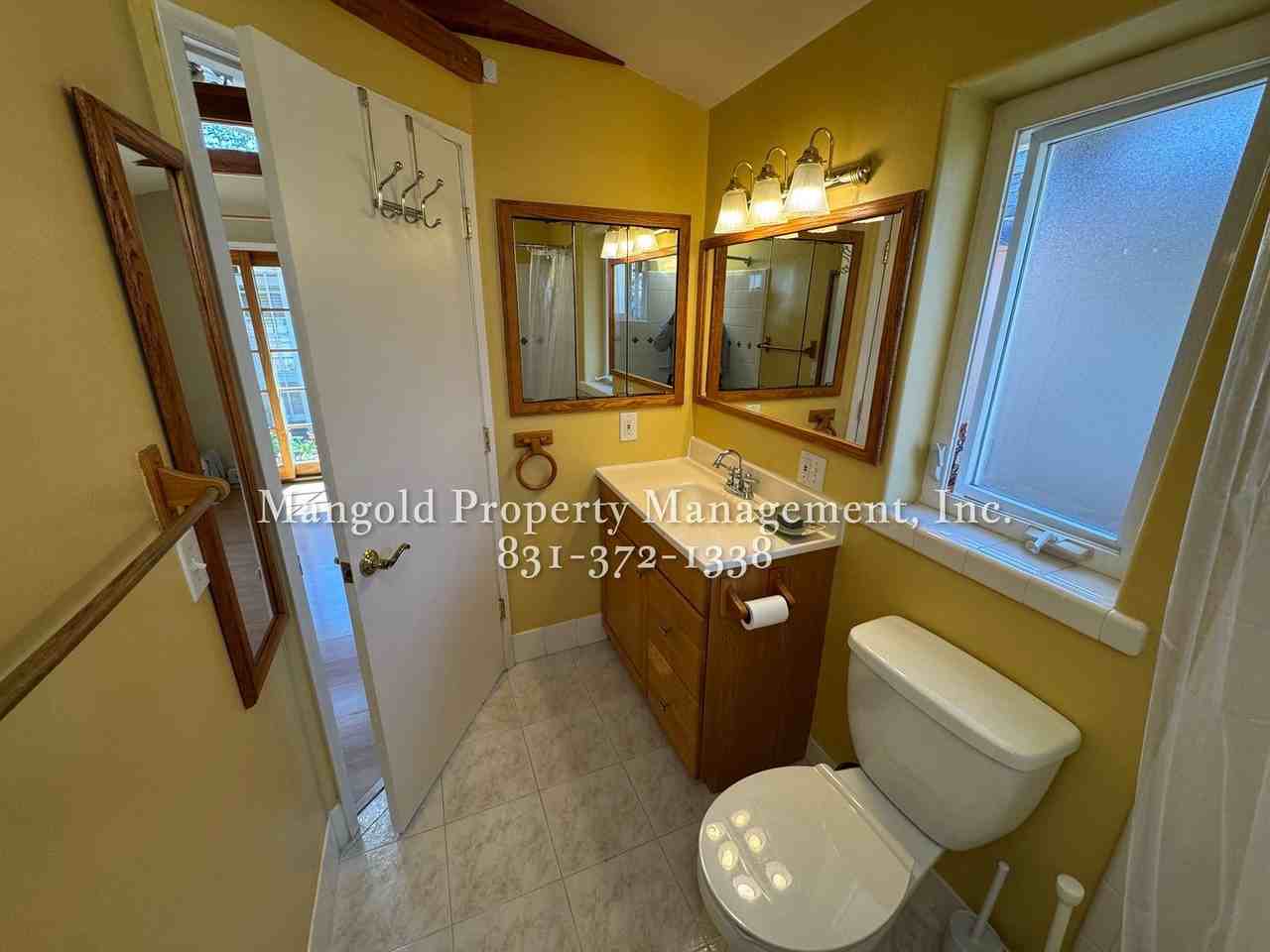 251 1/2 Palo Verde Ave - Photo 3 of 8