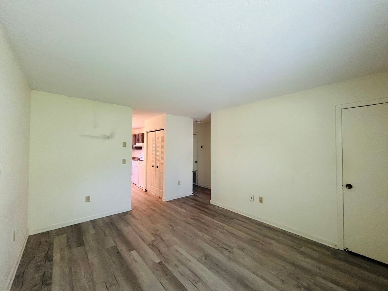 145A Thelma Ln - Photo 4 of 12