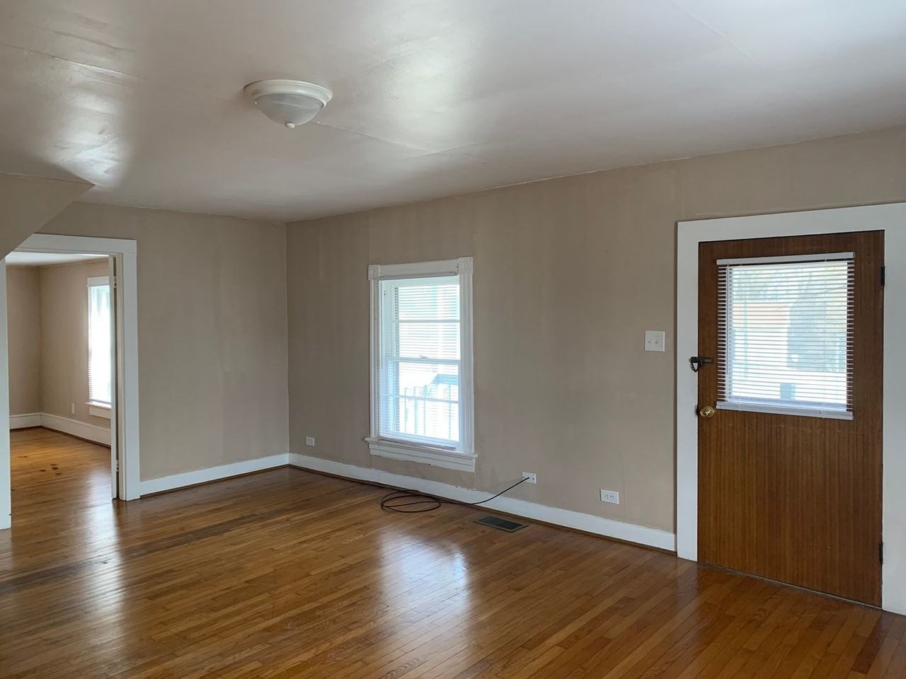 4598 S Amherst Hwy - Photo 4 of 25