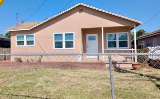 214 N Vernon Ave - Photo 1 of 1
