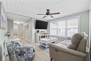 430 Yaupon Ave - Photo 1 of 1