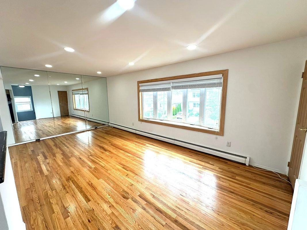 66 Marina Rd - Photo 2 of 12