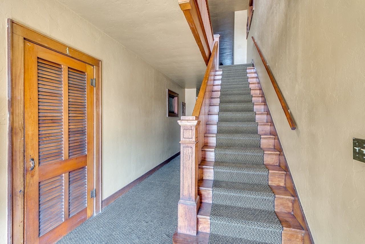 429 Nw 11th St #09 - Photo 4 of 16