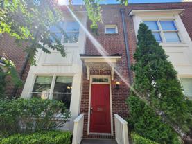 200 Marion Pl Ne #1 - Photo 1 of 1
