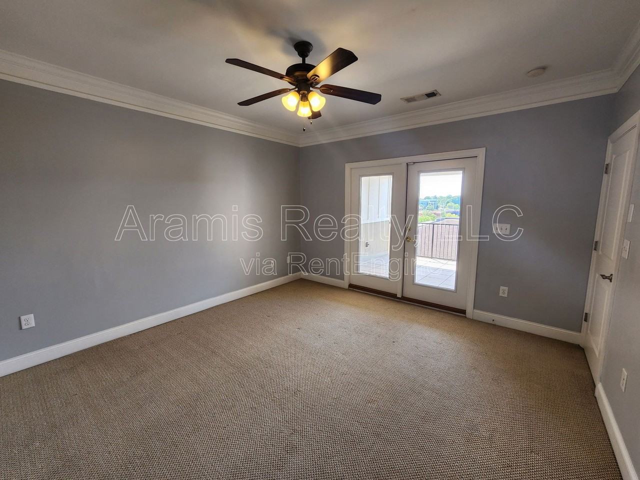 200 Marion Place Northeast #1 - Photo 7 of 26