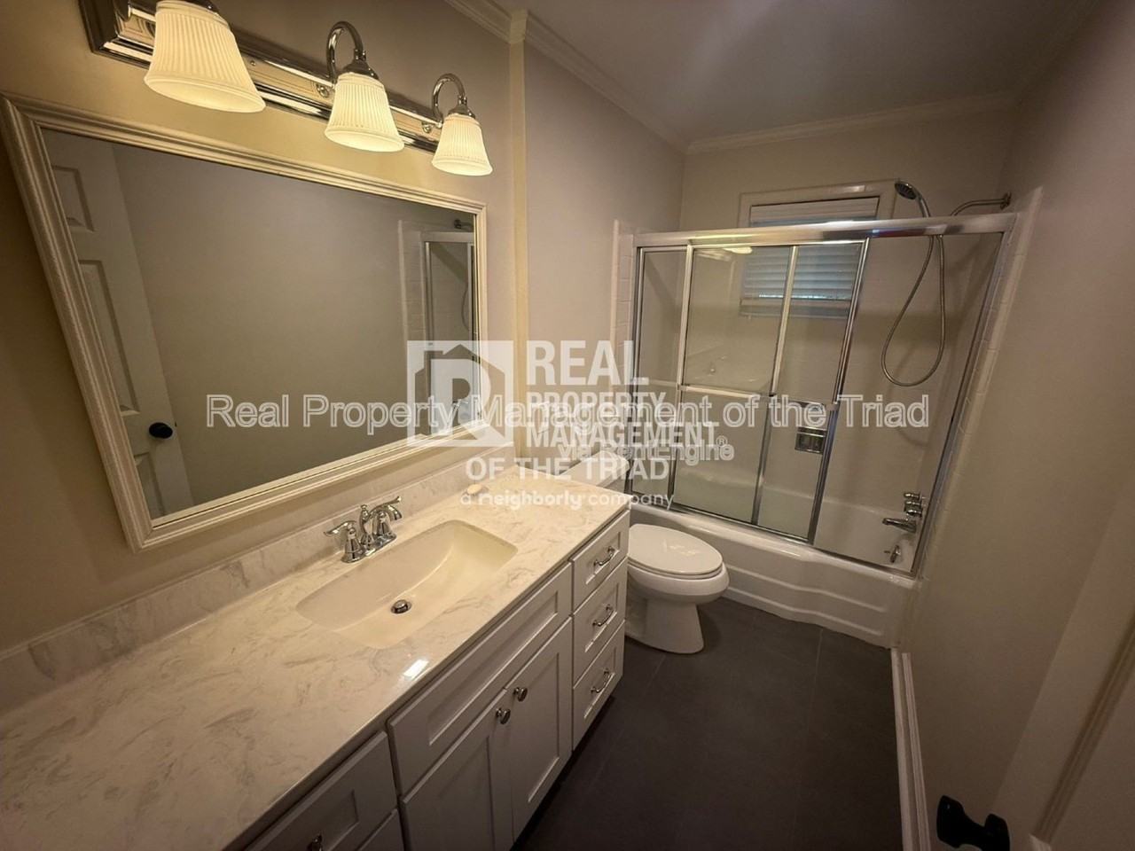 1507 Berwick Road Southwest - Photo 7 of 22