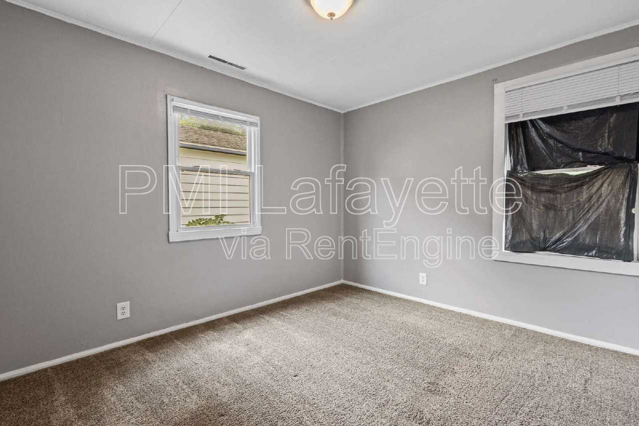1606 N 18th St - Photo 5 of 8