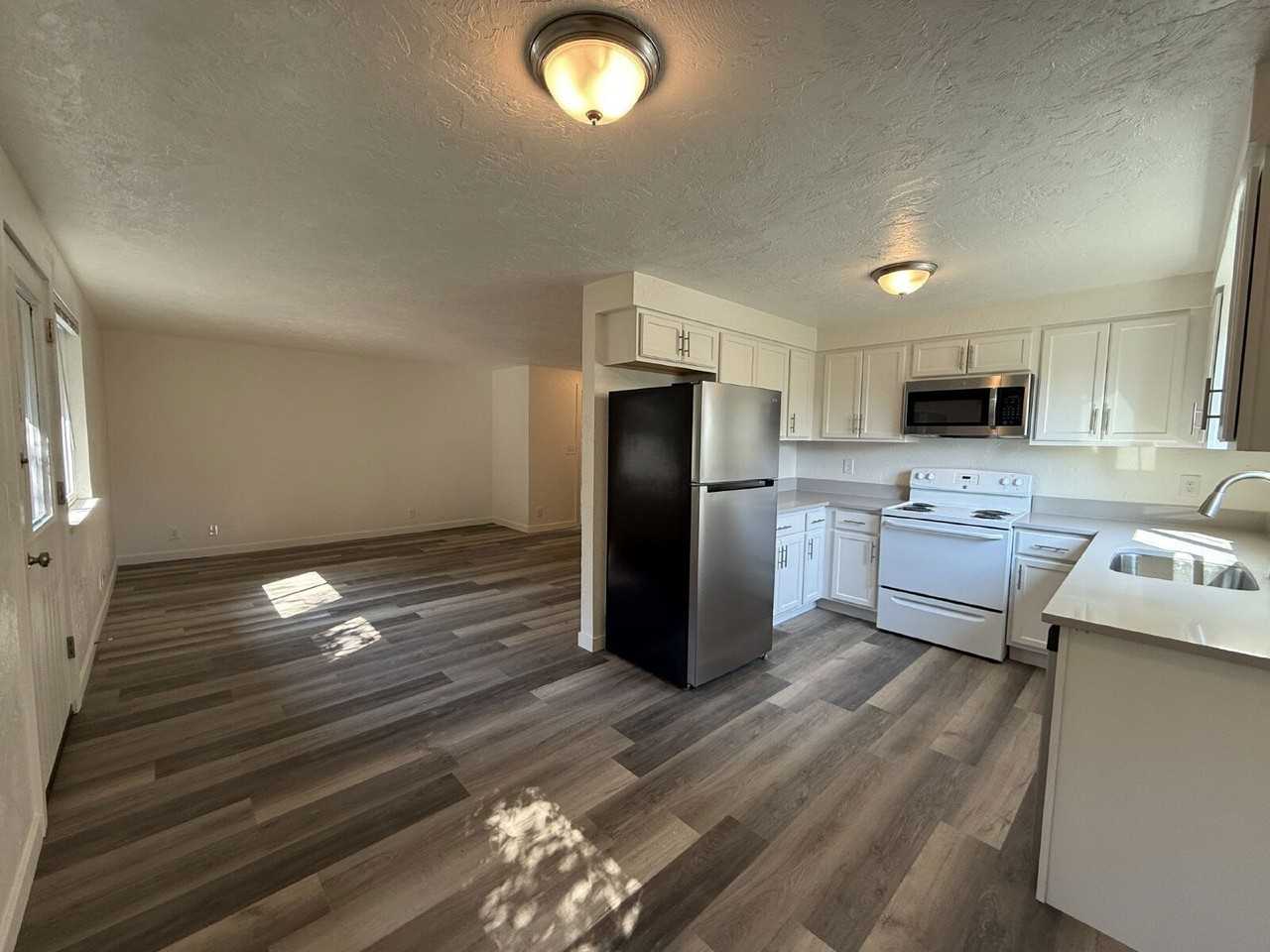 5495 A St #15 - Photo 6 of 12