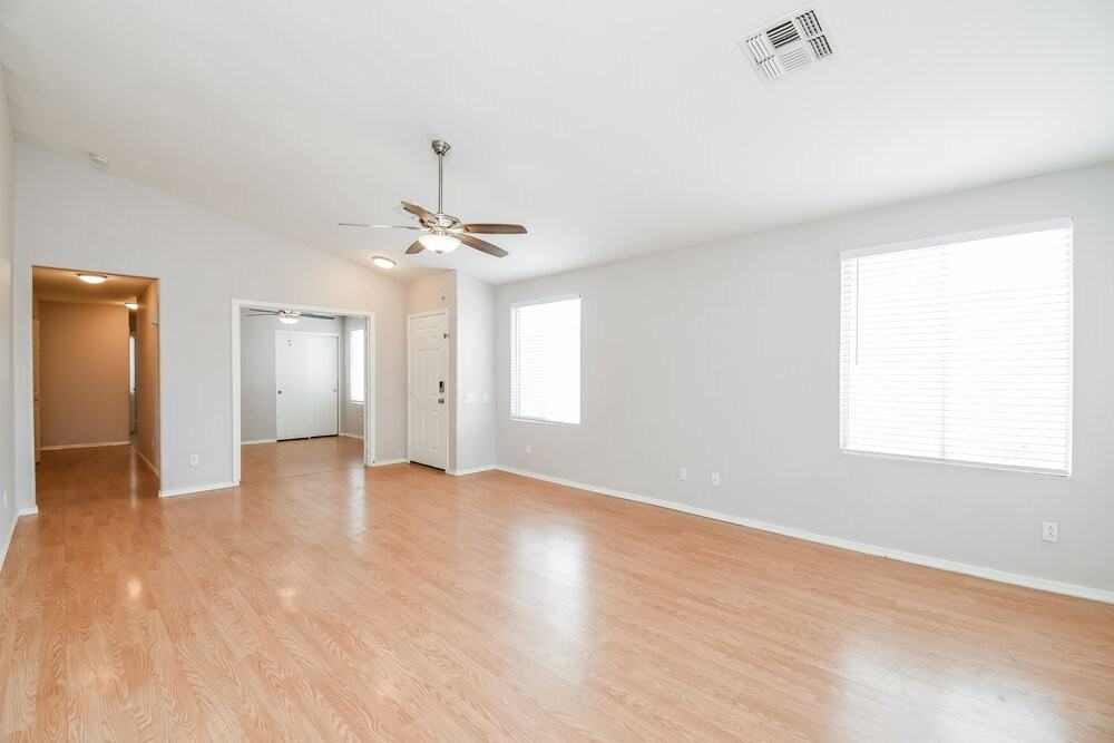 2253 W 20th Ave - Photo 3 of 16