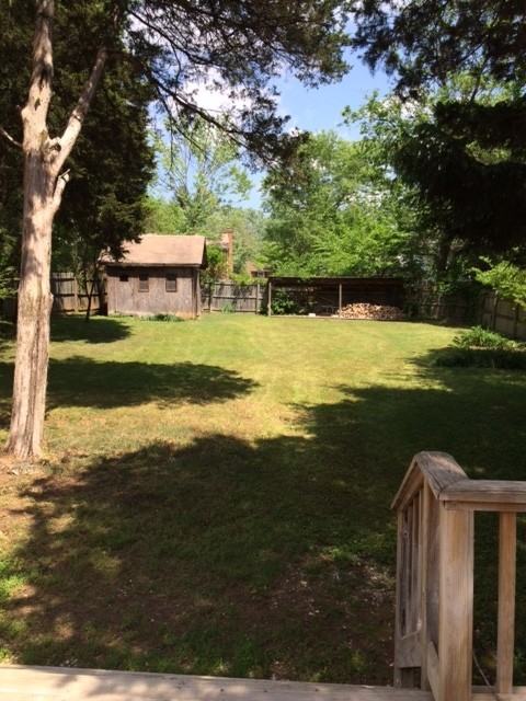 2710 Brookmere Rd - Photo 3 of 10