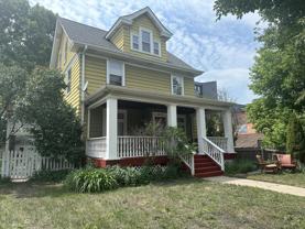3012 Dupont Ave S - Photo 1 of 1
