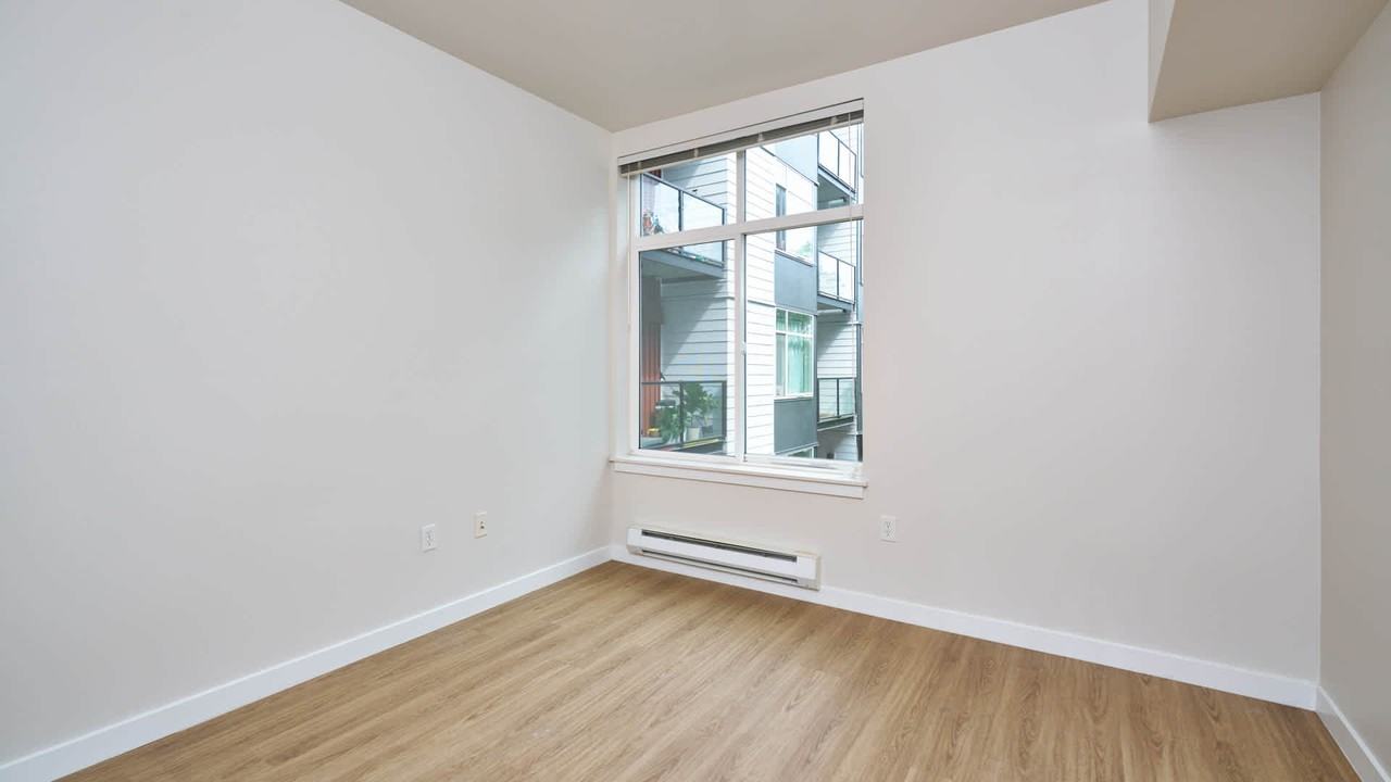 Veloce - Photo 3 of 50