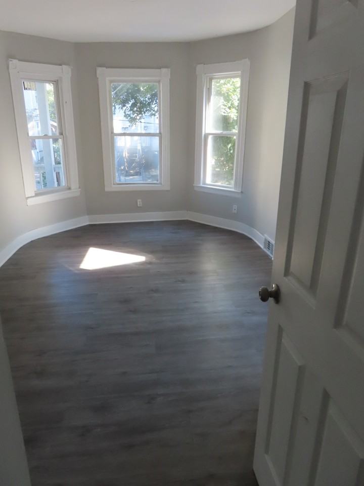 7 Ridgewood St #2 - Photo 5 of 11