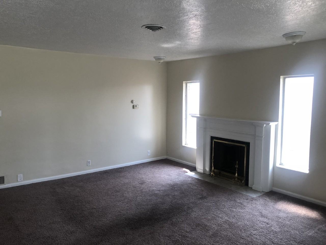 441 21st St Apt 1 - Photo 2 of 22
