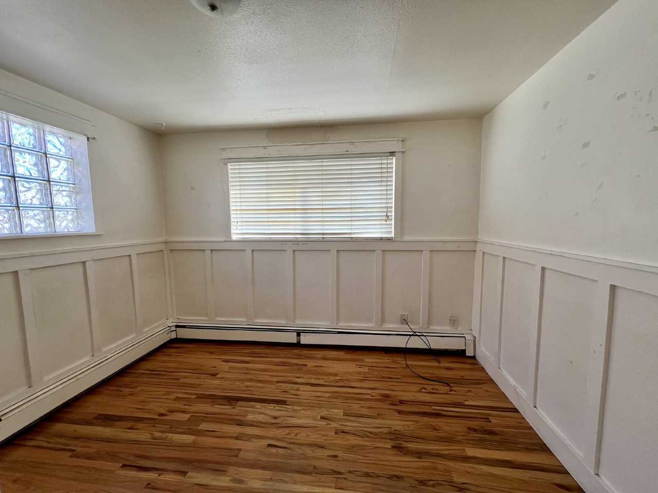 2009 E 15th St Apt 5b - Photo 3 of 6