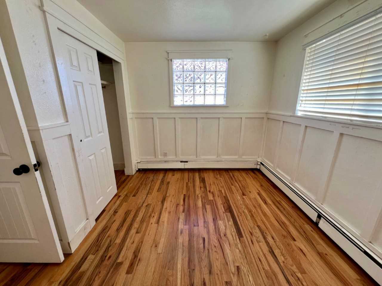 2009 E 15th St Apt 5b - Photo 4 of 6