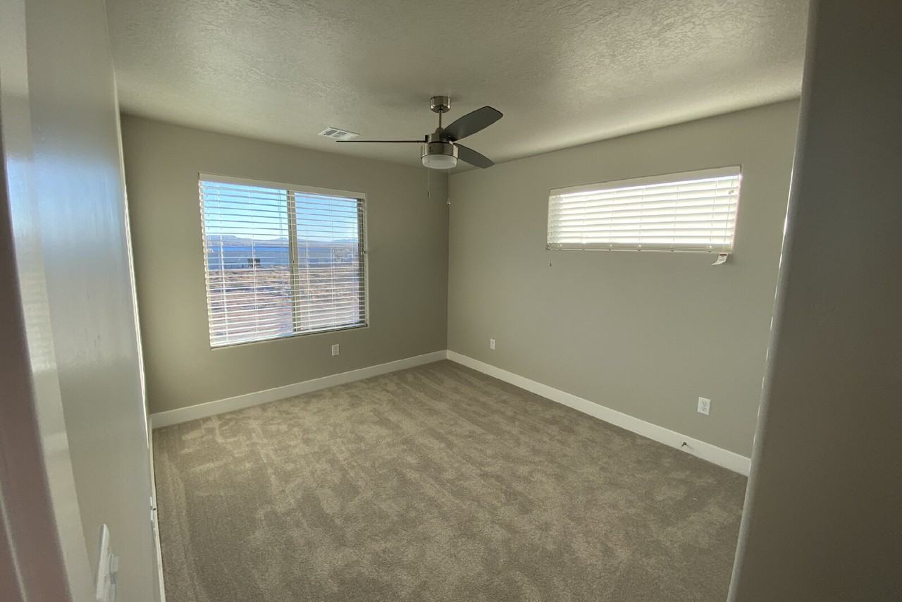 463 N 480 W - Photo 6 of 20