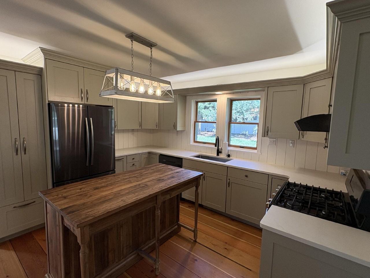 233 N Riding Rd - Photo 7 of 32