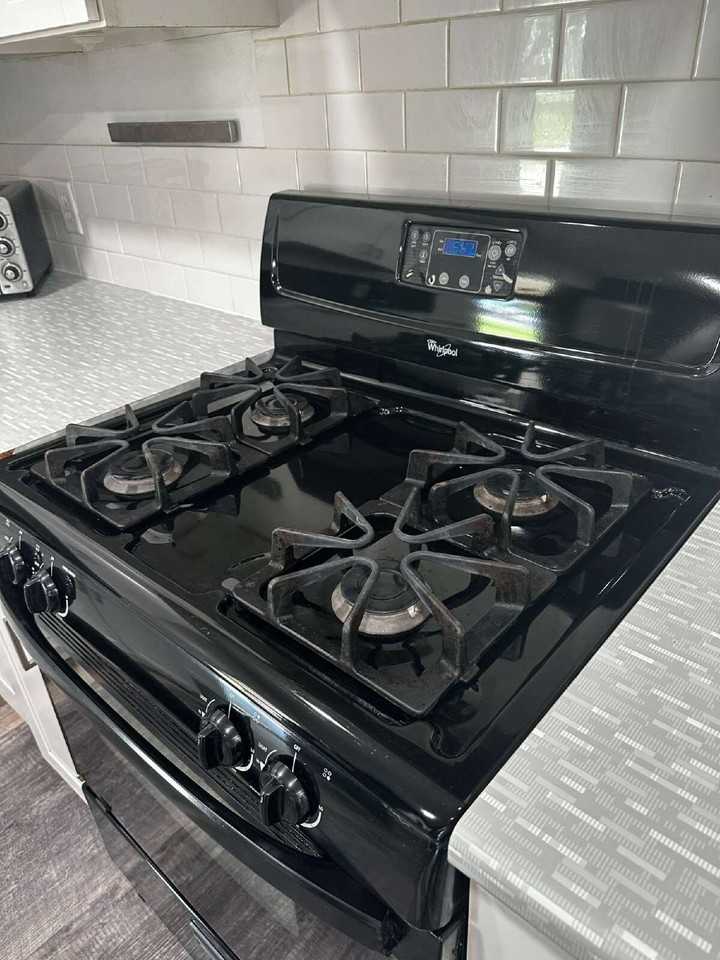 112 Woodlawn Dr - Photo 3 of 23