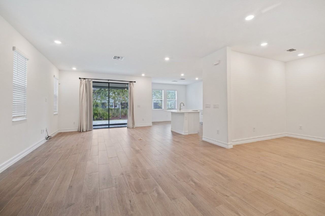 5103 San Martino Dr - Photo 7 of 30