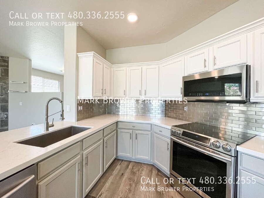 24971 N 74th Pl - Photo 3 of 23