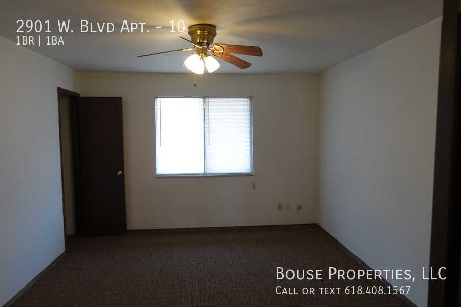 2901 W. Blvd Apt. #10 - Photo 3 of 5