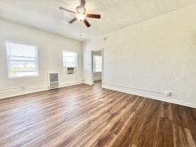 800 N Las Palmas Ave #406 - Photo 1 of 1