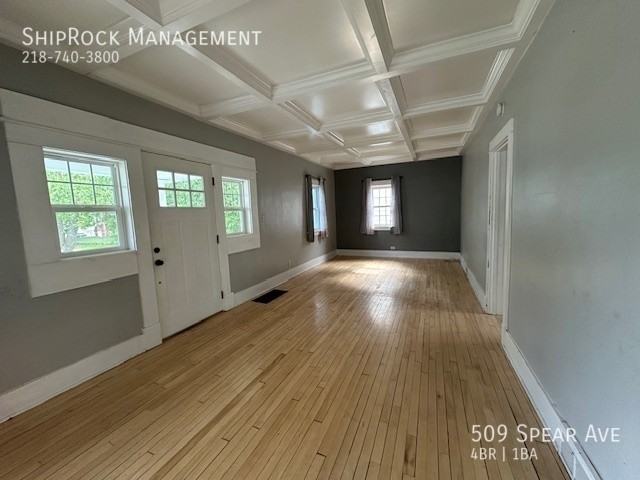 509 Spear Ave - Photo 3 of 14