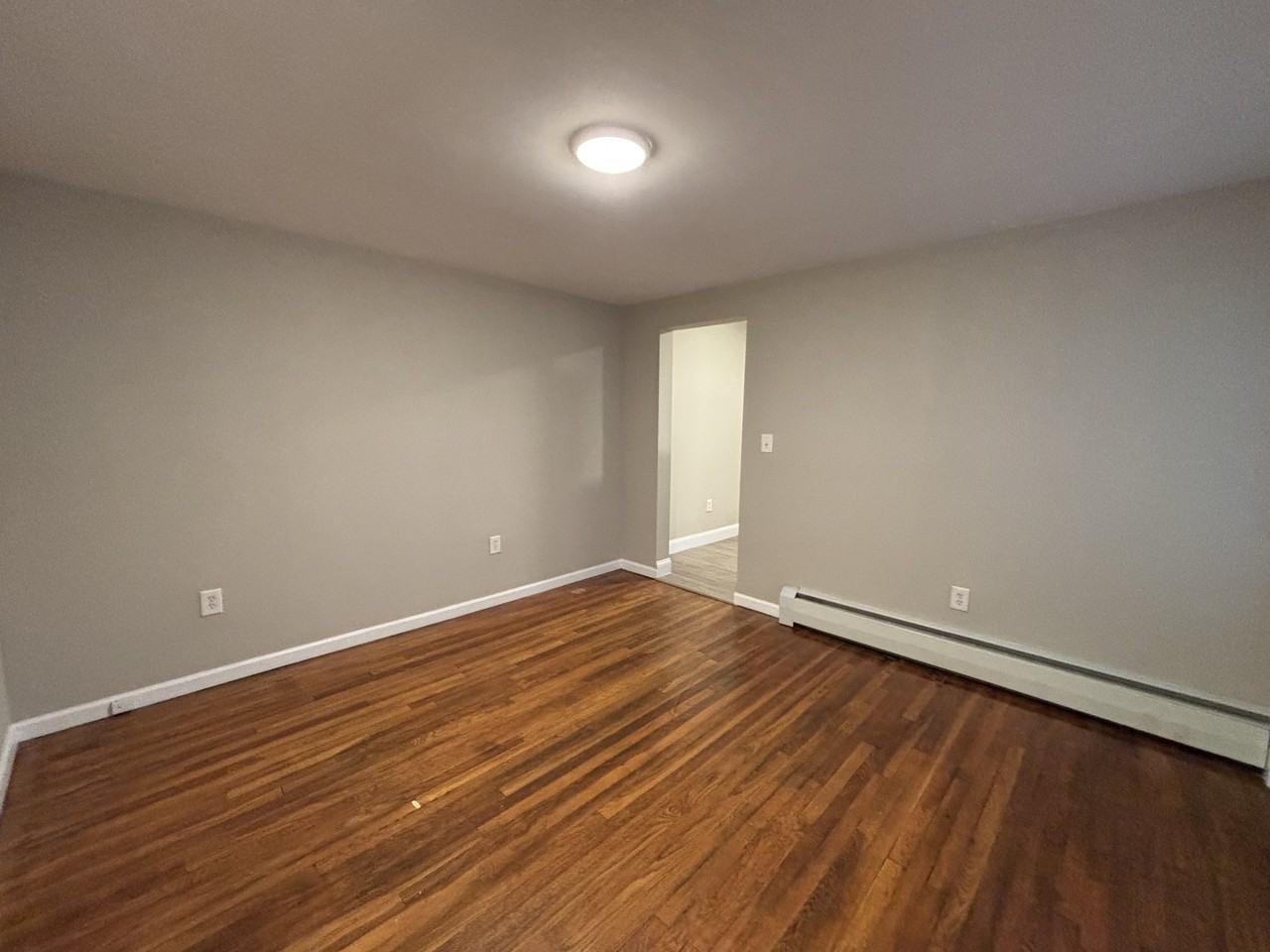 225 Golden Hill St #3F - Photo 5 of 12