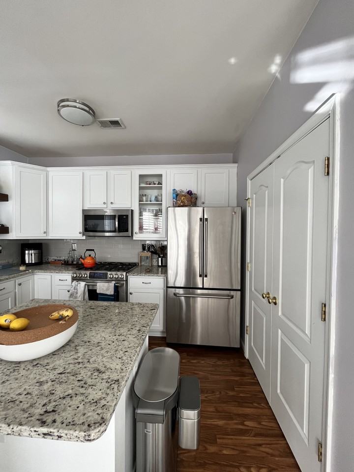 271 Cameron Station Blvd #104 - Photo 4 of 15