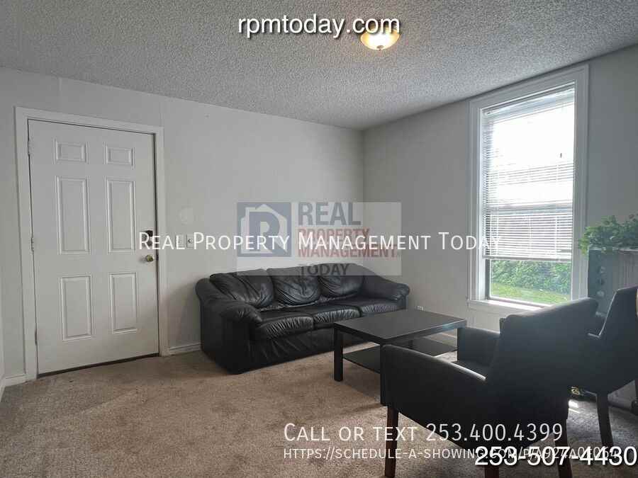 509 118th St S #F - Photo 5 of 13