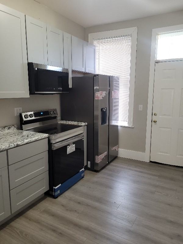 4155 Mcree Ave #4155B - Photo 3 of 10