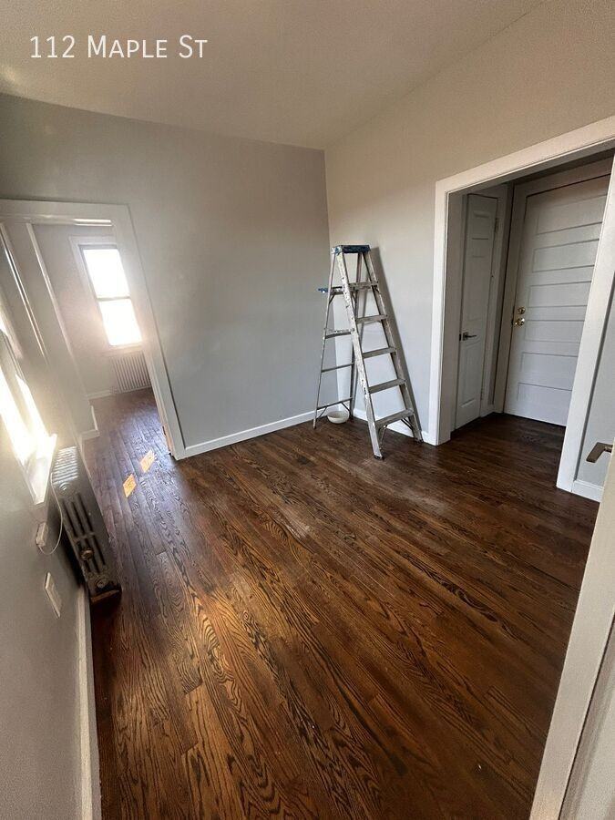 112 Maple St - Photo 3 of 6